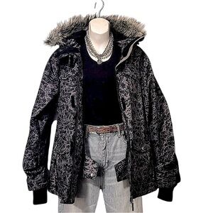 Roxy Snowboard Ski Funnel Neck Jacket Removable Hoodie Faux Fur Trim Sz M